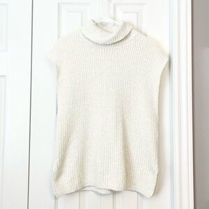 Zara - Cozy Cream Sleeveless Turtleneck Sweater
